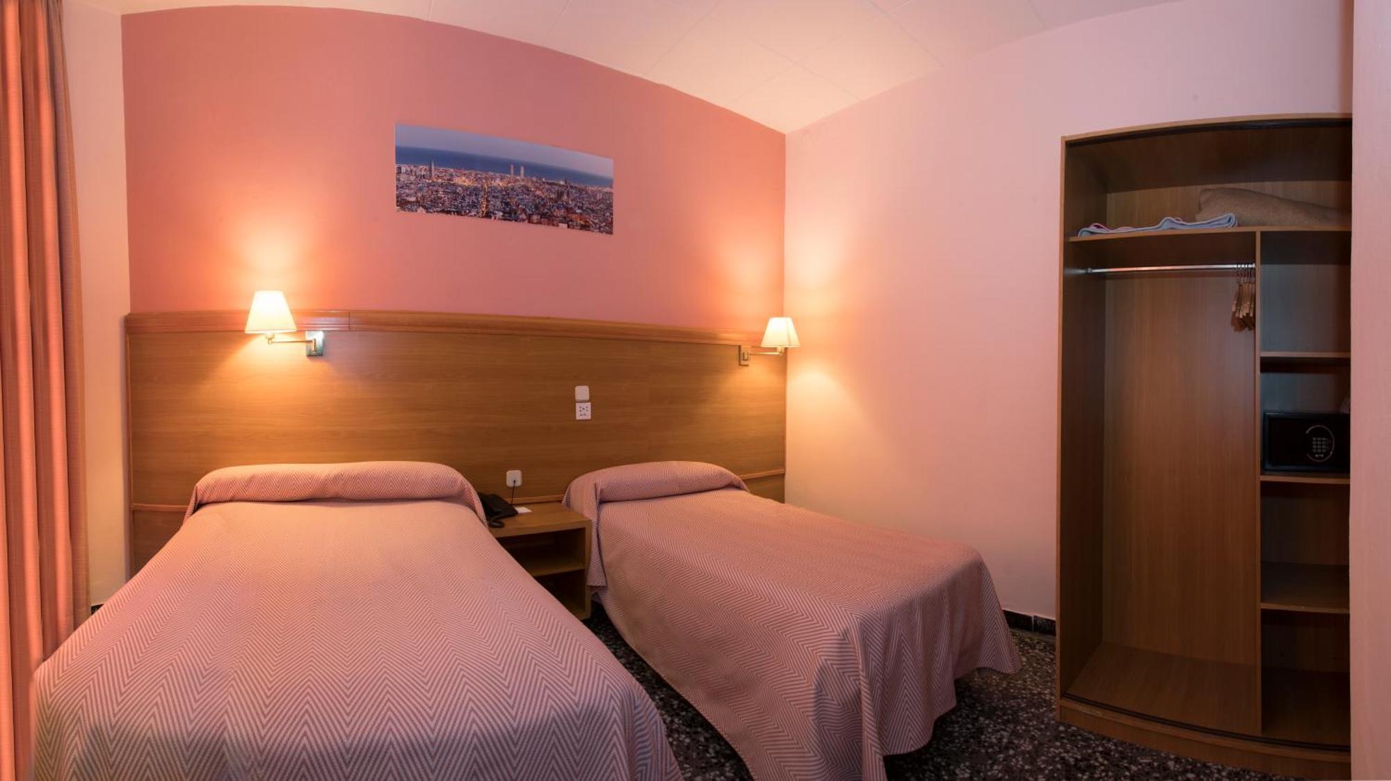 Hotel Cuatro Naciones 2*